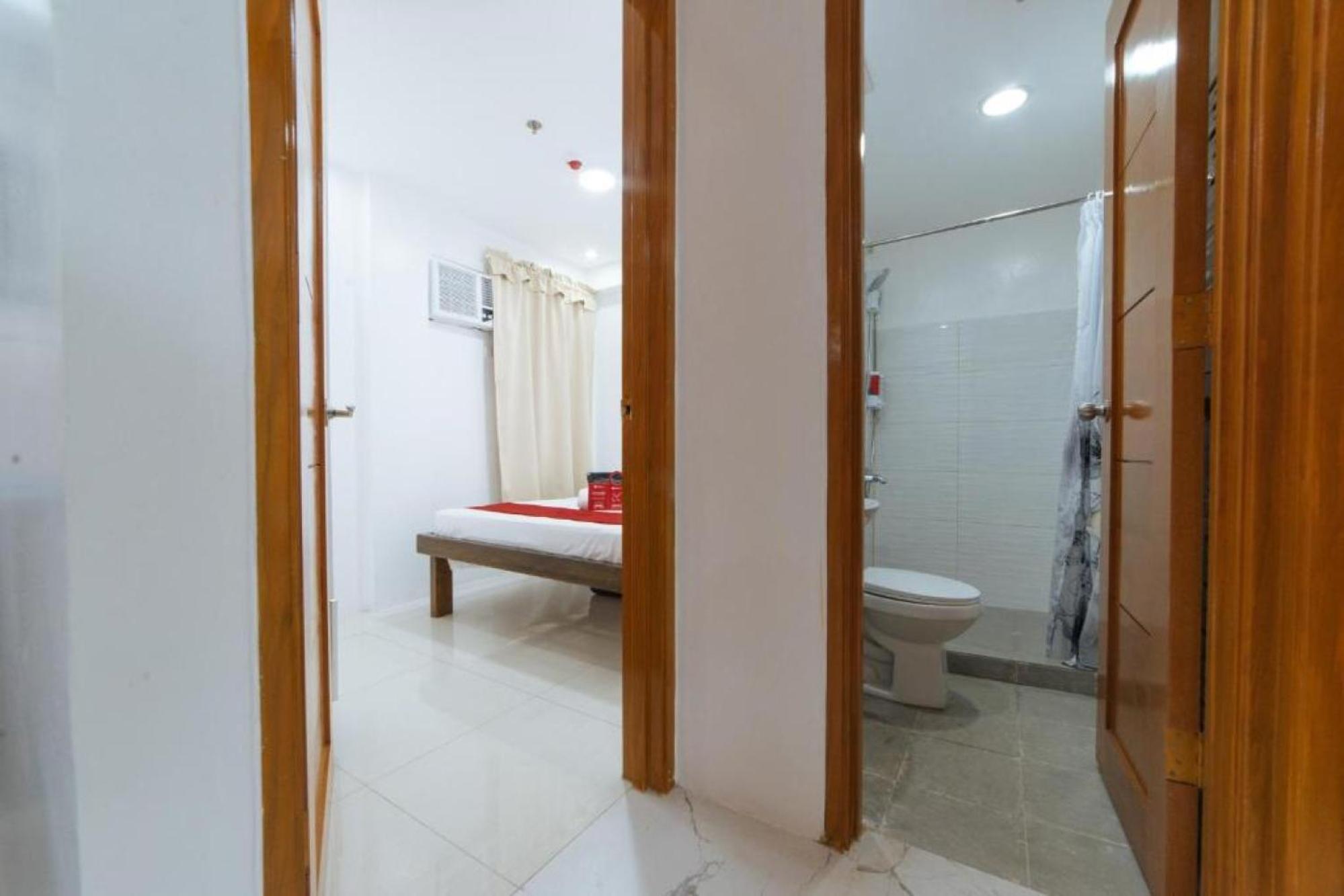 Reddoorz At Dbuilders Rooms Bangkal Makati Makati City Exterior foto