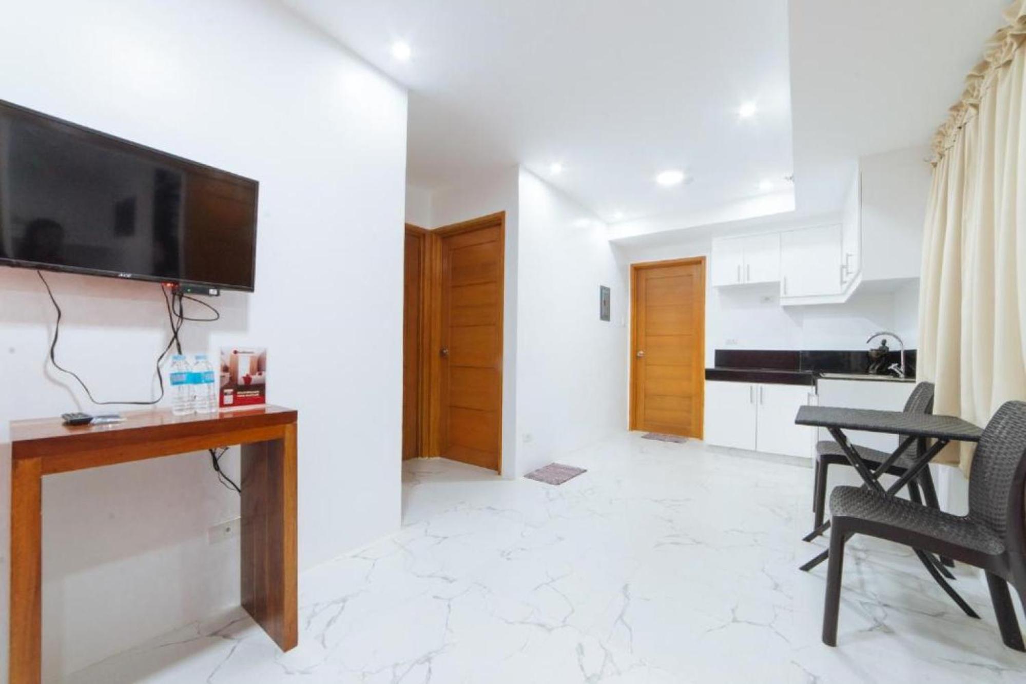 Reddoorz At Dbuilders Rooms Bangkal Makati Makati City Exterior foto